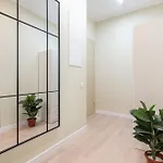 Apartamento Modern In Town Centre - Lift, Self Check-in, Aircon & Smart Tv Riga