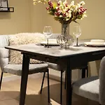 Modern In Town Centre - Lift, Self Check-in, Aircon & Smart Tv Apartamento Riga