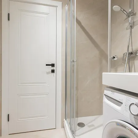 Διαμέρισμα Cheerful & Modern In Town Center