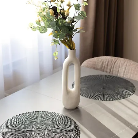 Modern In Town Centre - Lift, Self Check-in, Aircon & Smart Tv Riga