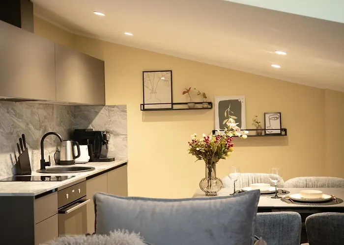 Modern In Town Centre - Lift, Self Check-in, Aircon & Smart Tv Riga