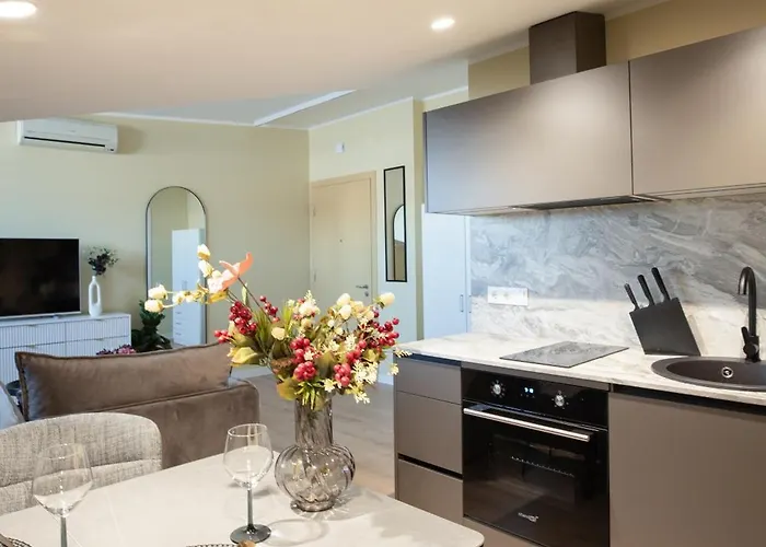 Modern In Town Centre - Lift, Self Check-in, Aircon & Smart Tv Dzīvoklis Riga