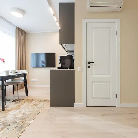 Modern In Town Centre - Lift, Self Check-in, Aircon & Smart Tv * Riga