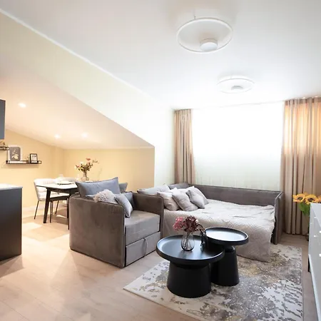 アパート Modern In Town Centre - Lift, Self Check-in, Aircon & Smart Tv *