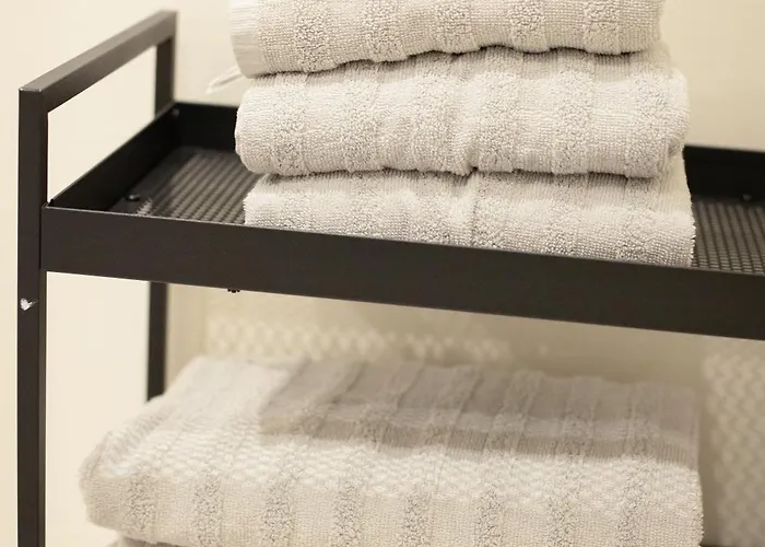 Apartment Modern In Town Centre - Lift, Self Check-in, Aircon & Smart Tv Riga