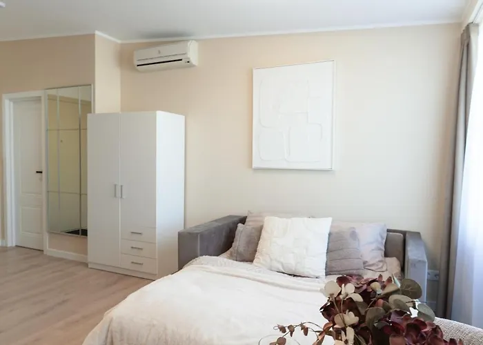 Modern In Town Centre - Lift, Self Check-in, Aircon & Smart Tv Riga