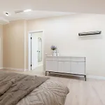 Modern In Town Centre - Lift, Self Check-in, Aircon & Smart Tv *